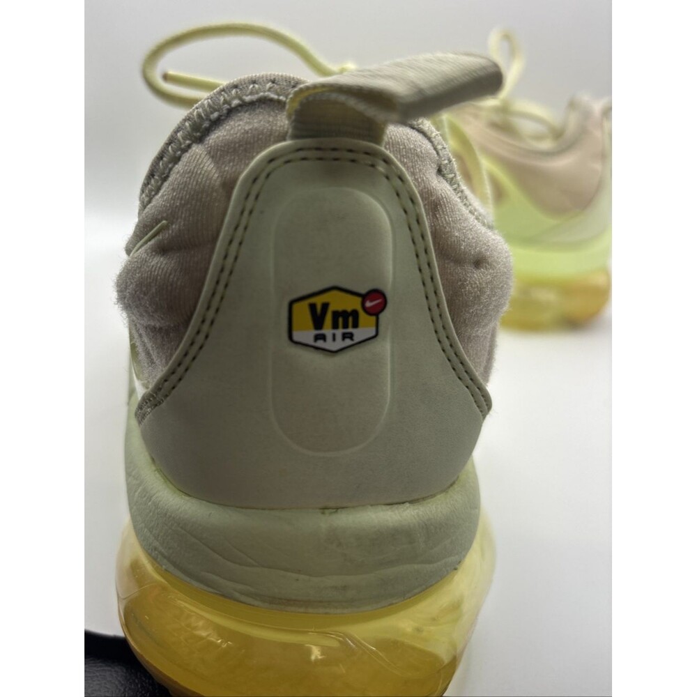 Size 7 Nike Air VaporMax Plus Cream & Green/Yellow DJ3023-700 - Picture 7 of 13